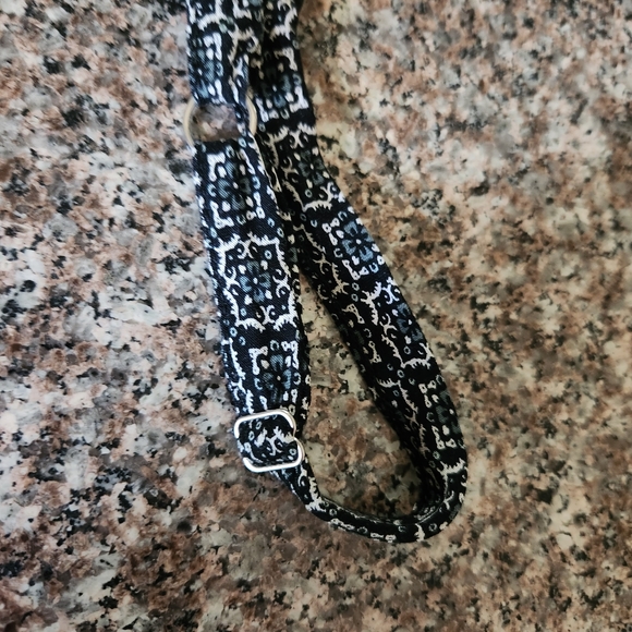 Maurices Mixed Floral Cami - Picture 4 of 11